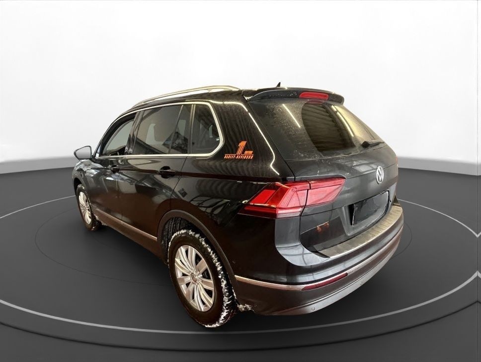 Volkswagen Tiguan 2.0 TSI DSG Highline 4Motion Leder Navi foto 4