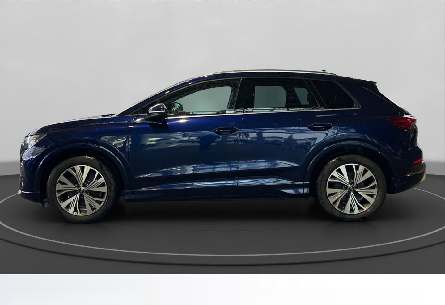 Audi Q4 SHZ+SOUNDSYS+PANORAMAD+ACC+NAVI+LED foto 3