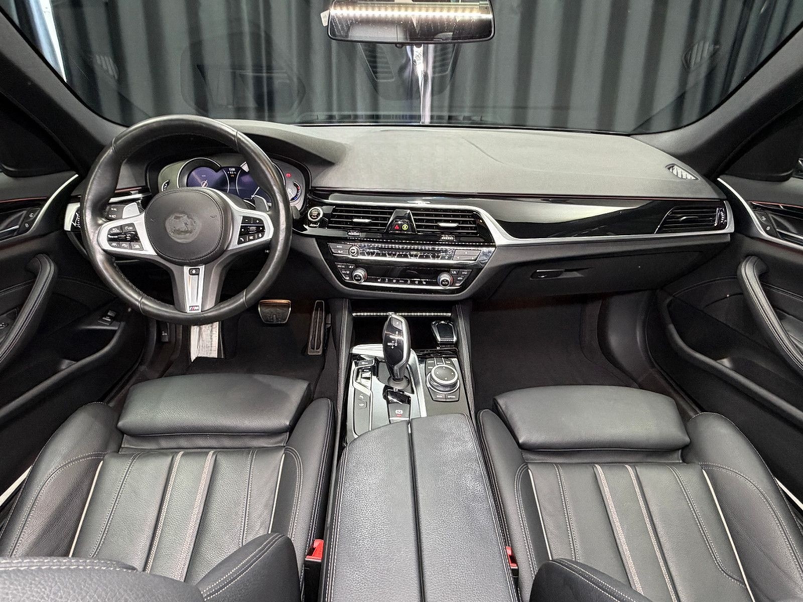 BMW 530i Lim xDrive M SPORT|HEAD-UP|360"|NAVI| foto 27
