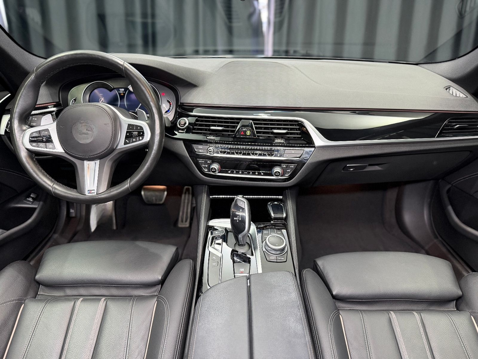 BMW 530i Lim xDrive M SPORT|HEAD-UP|360"|NAVI| foto 28