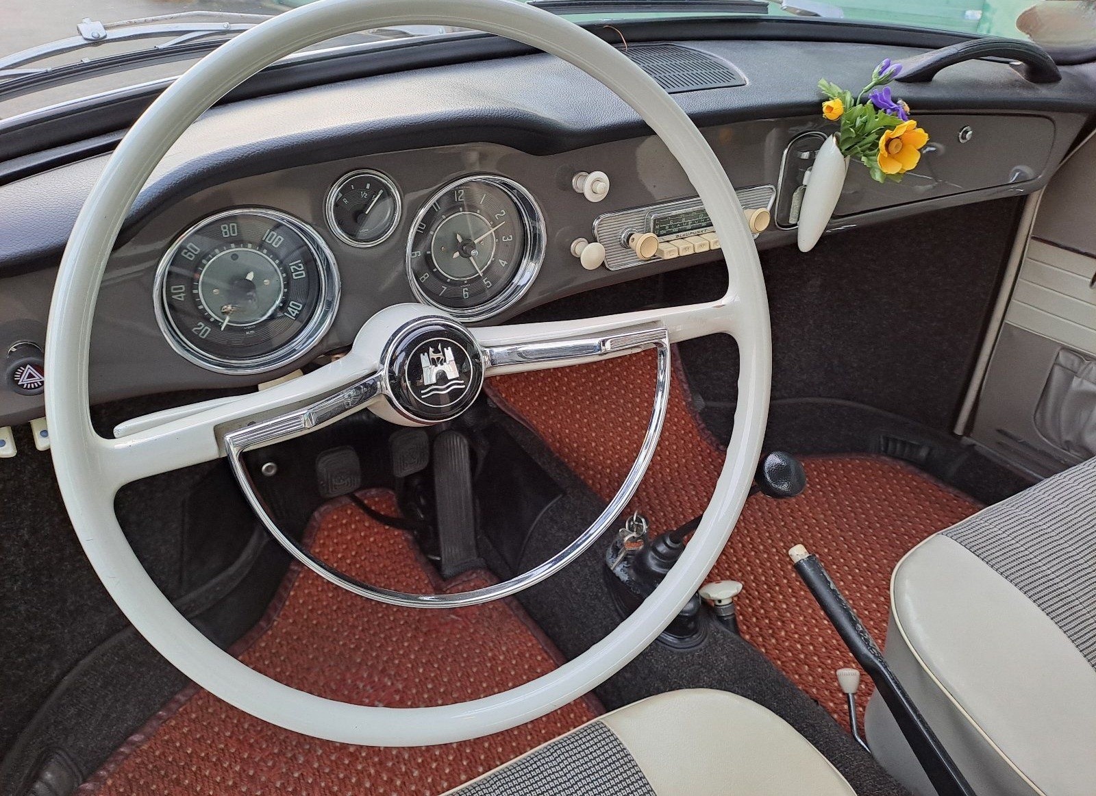 Volkswagen unrestauriertes 1962er Karmann-Ghia Coupe foto 15