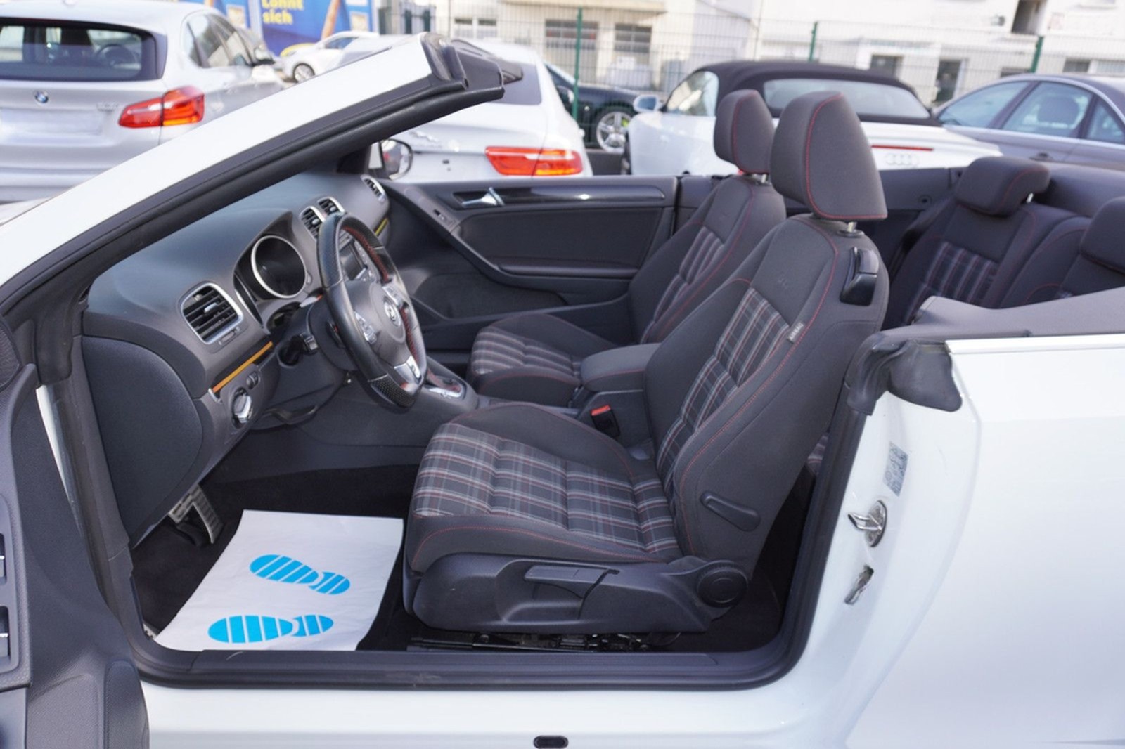 Volkswagen Golf VI Cabriolet GTI*Automatik*Bi-Xenon*Navi*++ foto 14