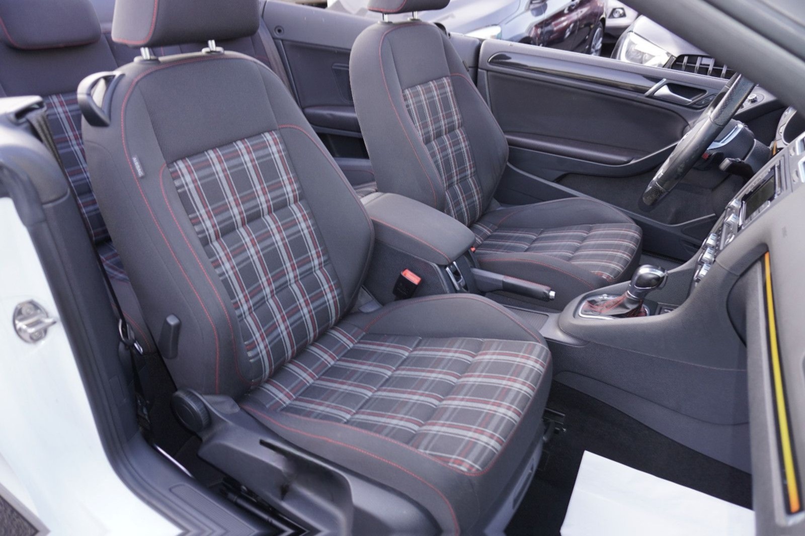 Volkswagen Golf VI Cabriolet GTI*Automatik*Bi-Xenon*Navi*++ foto 21