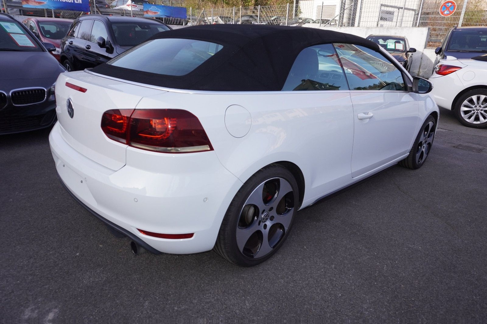 Volkswagen Golf VI Cabriolet GTI*Automatik*Bi-Xenon*Navi*++ foto 24