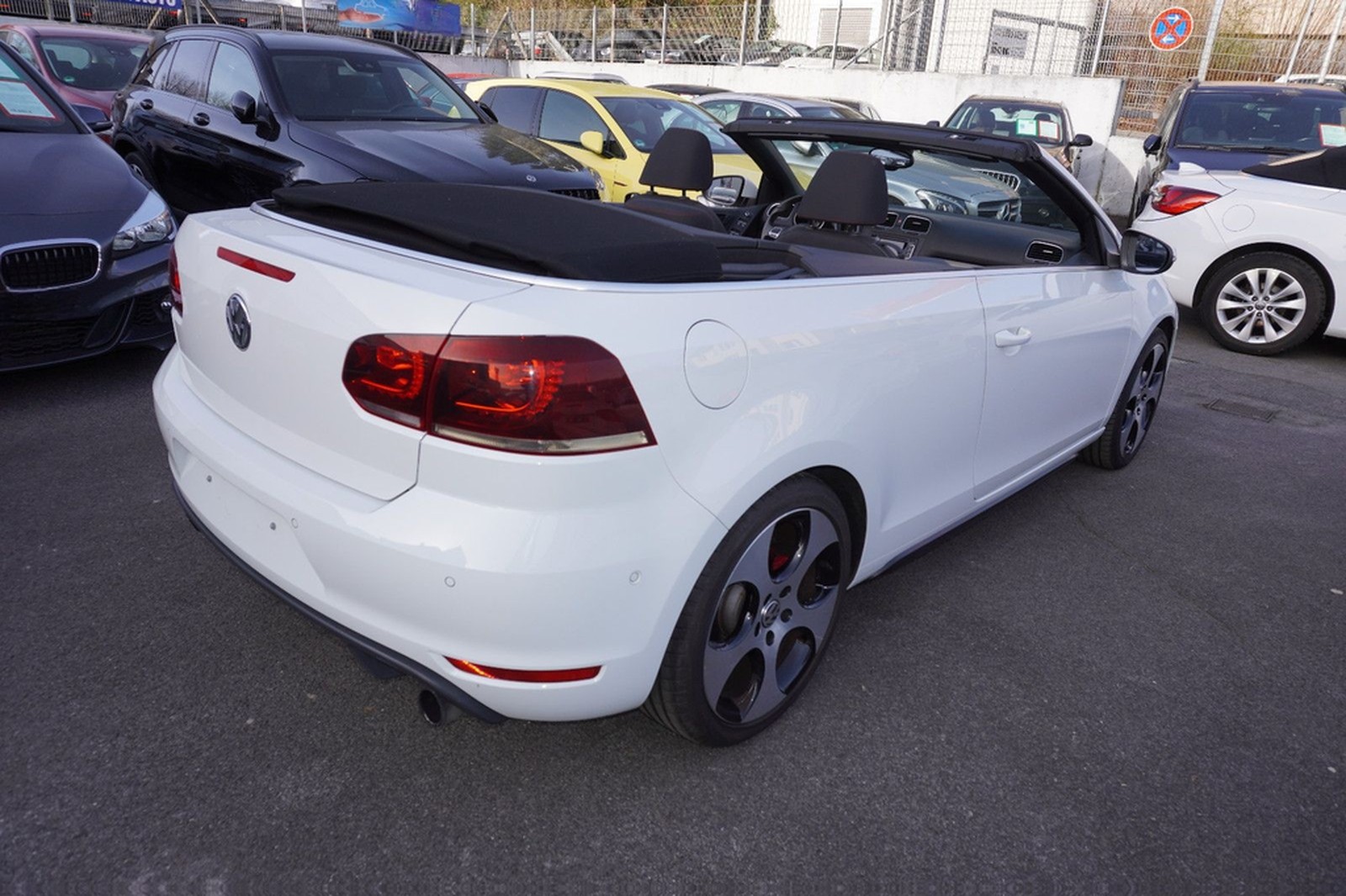 Volkswagen Golf VI Cabriolet GTI*Automatik*Bi-Xenon*Navi*++ foto 8