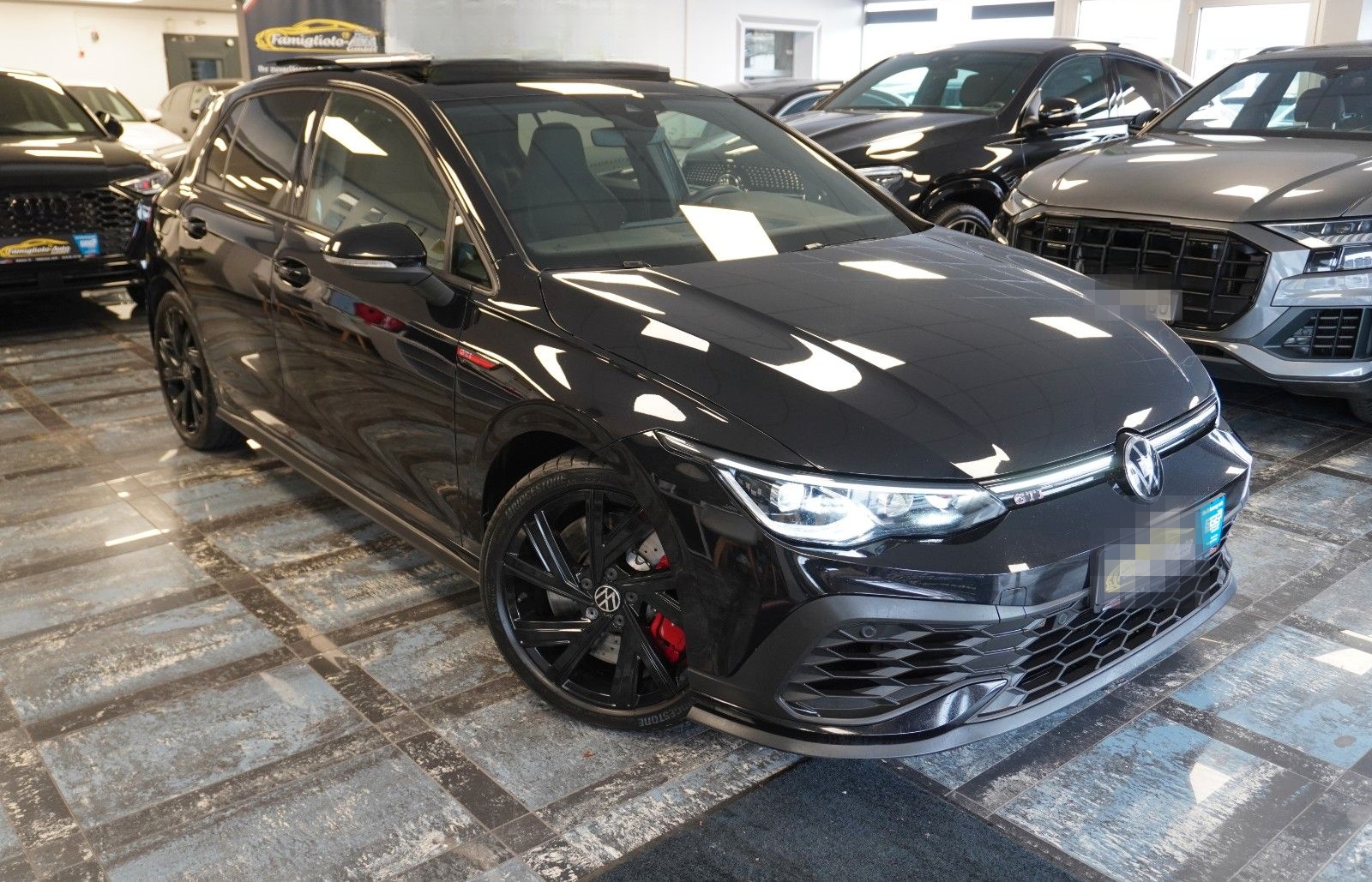 Volkswagen Golf VIII Lim. GTI Clubsport/Panorama/IQ light/ foto 22