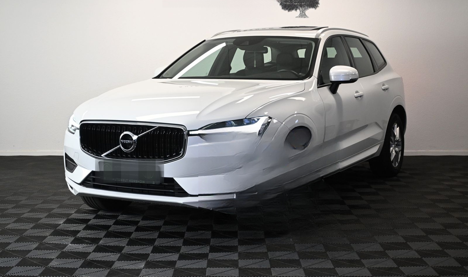 Volvo XC60 Momentum 2WD *LED *PDC *PANO *AHK *VIRTUAL foto 3