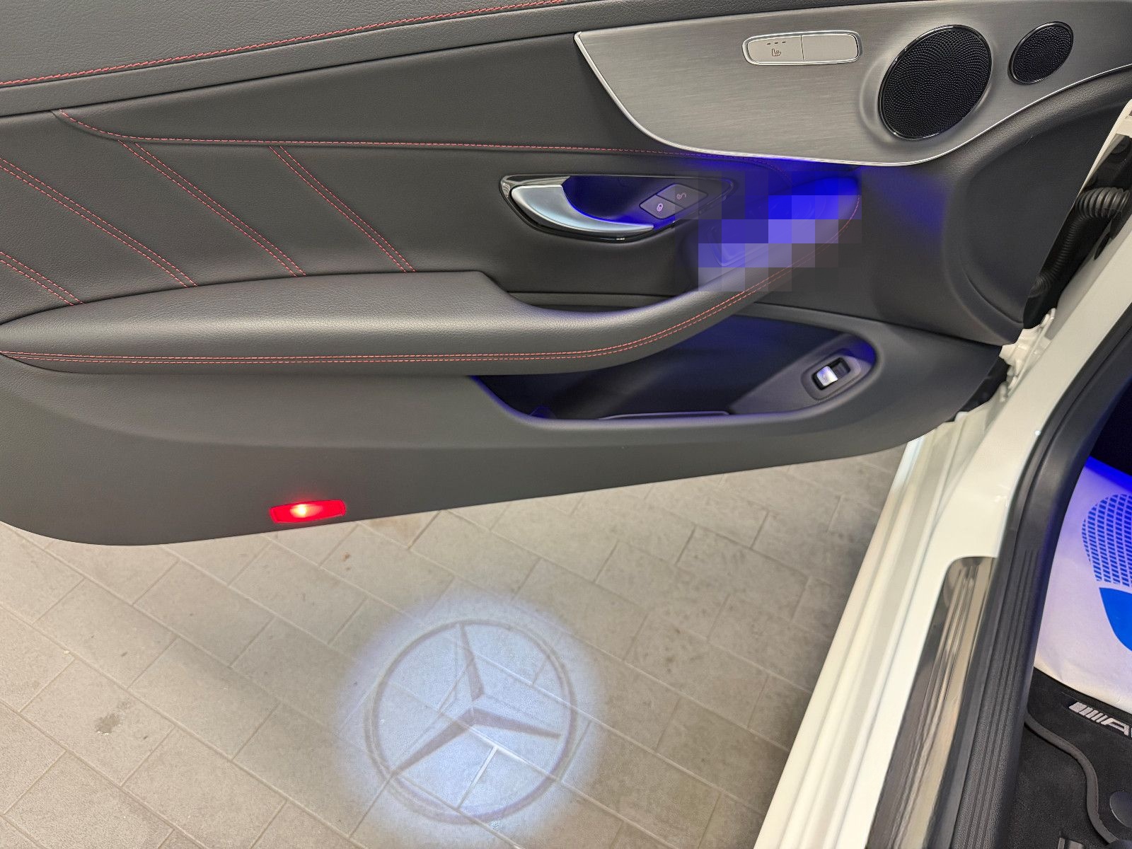 Mercedes-Benz C 300d Coupé/AMG-LINE-PLUS/PANO/AMBIENTE/NIGHT/ foto 23