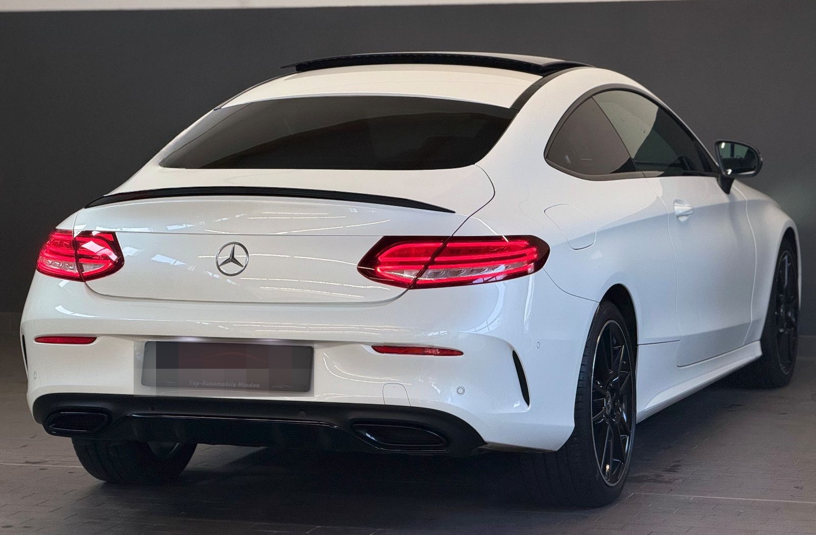 Mercedes-Benz C 300d Coupé/AMG-LINE-PLUS/PANO/AMBIENTE/NIGHT/ foto 6