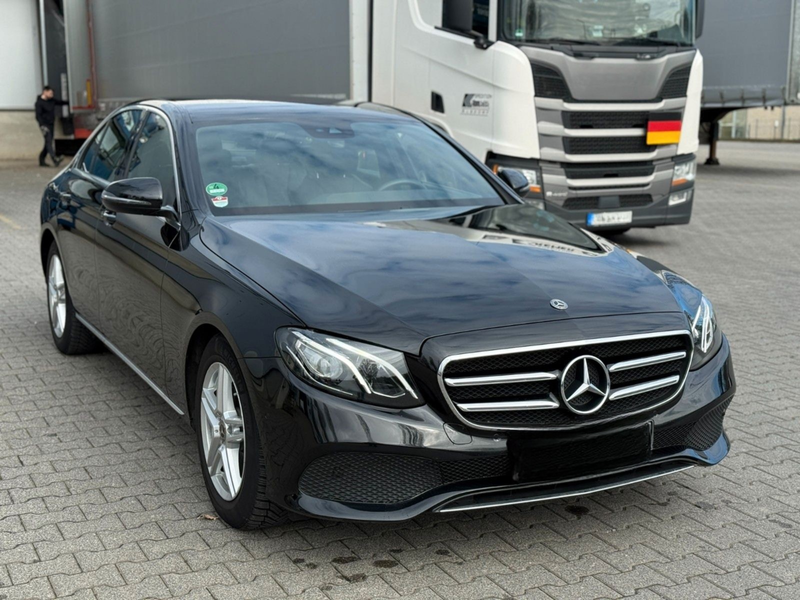 Mercedes-Benz E 200*Avantgarde*Keyless*Spurhalteass.*Garantie* foto 4
