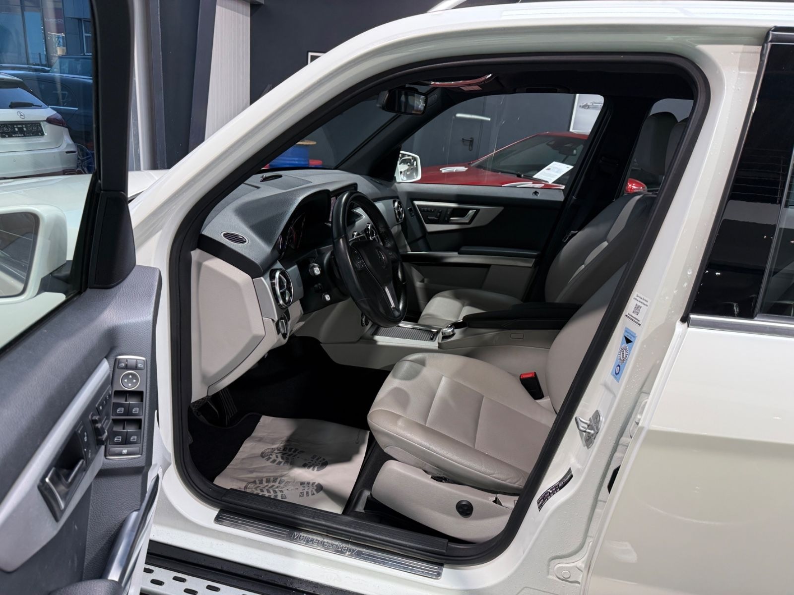 Mercedes-Benz GLK 250 AMG-Paket 4M/Xenon-ILS/Memory/Leder foto 10