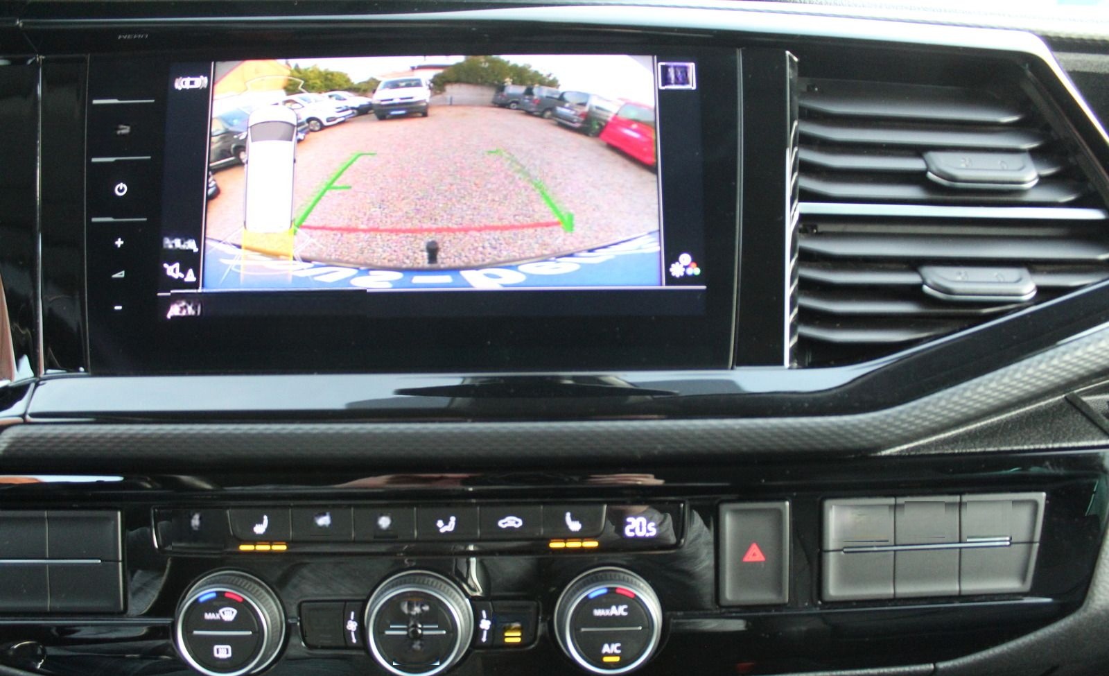 Volkswagen T6.1 Multivan Generation SIX DSG LED AHK Standhz foto 8