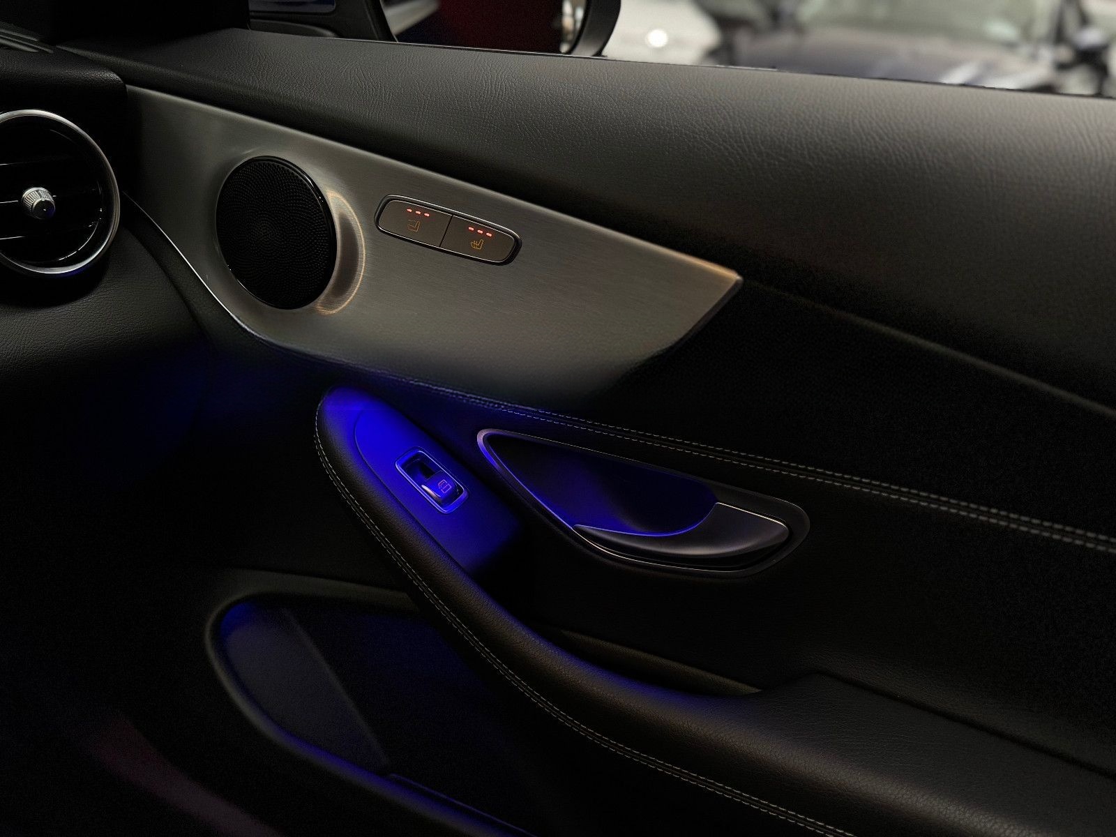 Mercedes-Benz C 220 Cabrio/AMG/Ambiente/Kamera/Apple/AHK/LED/ foto 25