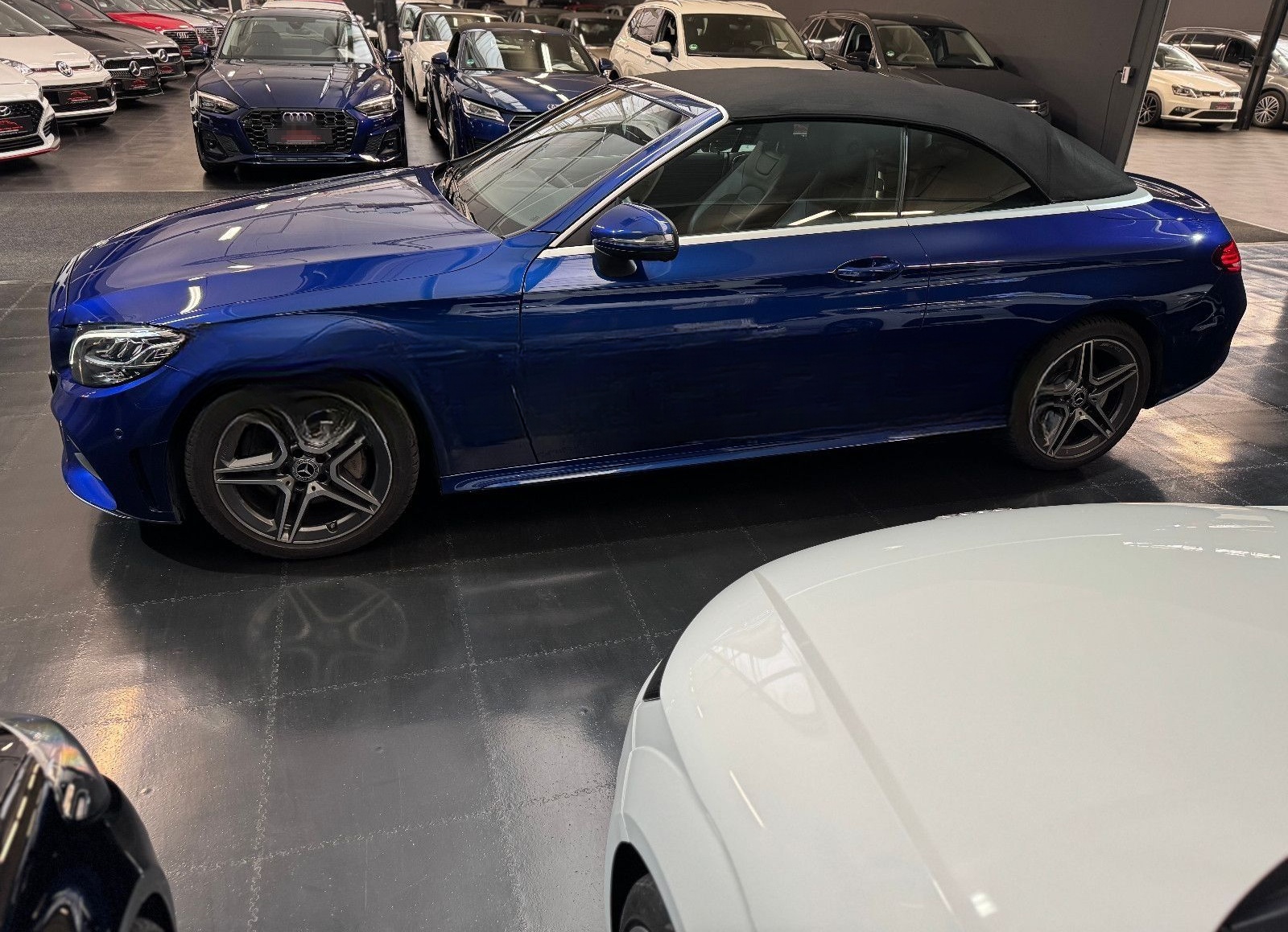 Mercedes-Benz C 220 Cabrio/AMG/Ambiente/Kamera/Apple/AHK/LED/ foto 9