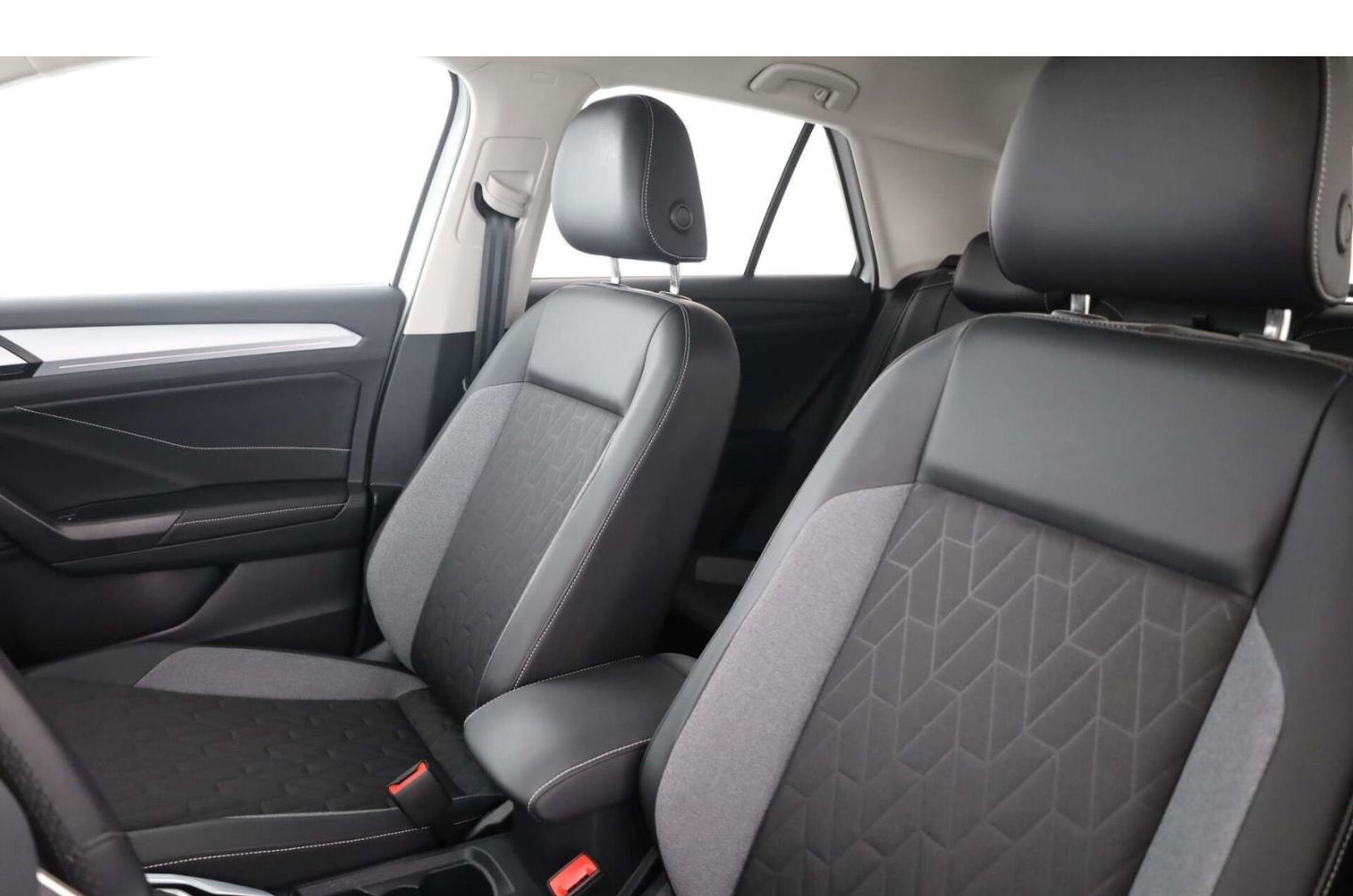 Volkswagen T-Roc 2.0 TDI Life 6Gg. AHK/LED/NAV/RFK/SH/DAB+ foto 12