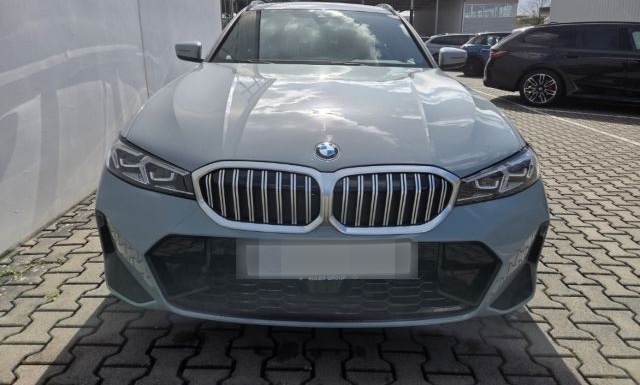 BMW 320 d xDrive M-Sport SR19'' Pano AHK Hifi SportA foto 2