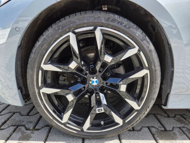 BMW 320 d xDrive M-Sport SR19'' Pano AHK Hifi SportA foto 12