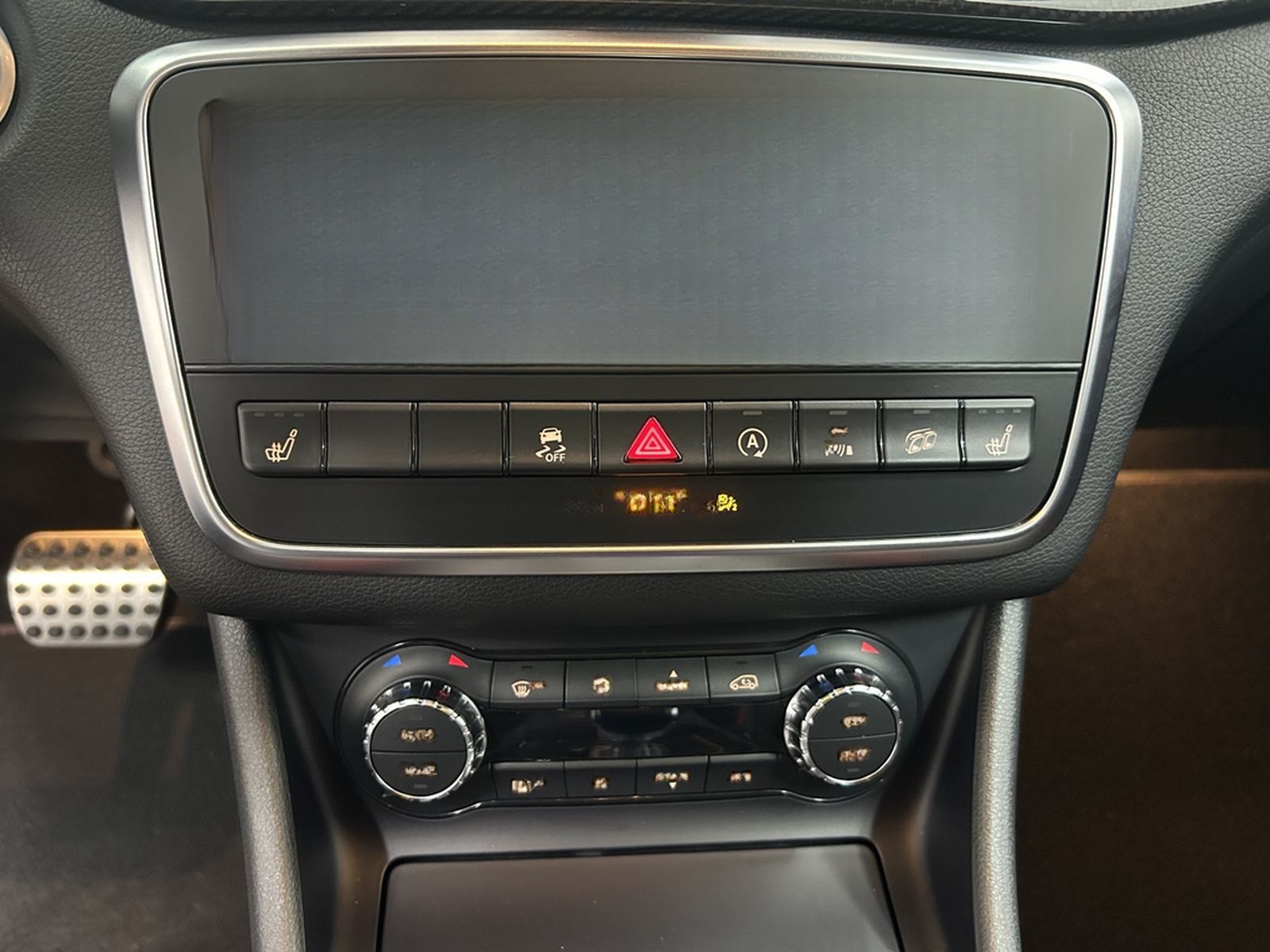 Mercedes-Benz CLA 45 AMG 4Matic MwSt+H&K+BI-Xenon+Keyless+Pano foto 16