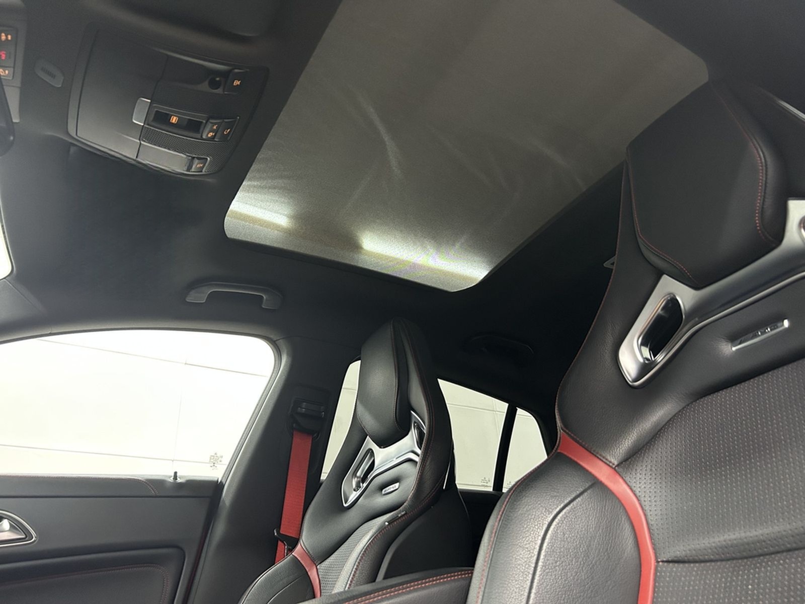 Mercedes-Benz CLA 45 AMG 4Matic MwSt+H&K+BI-Xenon+Keyless+Pano foto 29