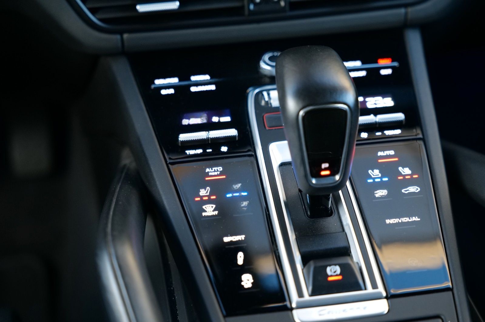 Porsche Cayenne SPORT DESIGN+ACC+360°+HUD+LEDERPAKET foto 16