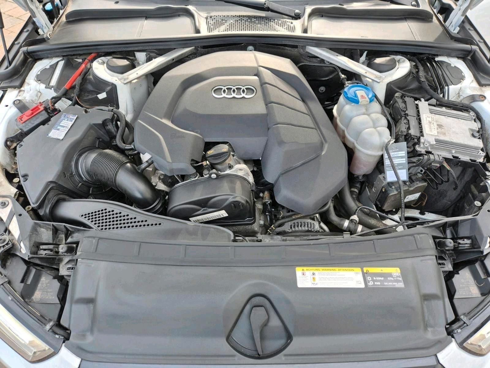 Audi A4 1.4 Liter TFSI S-Line AHK - B&O So... foto 13