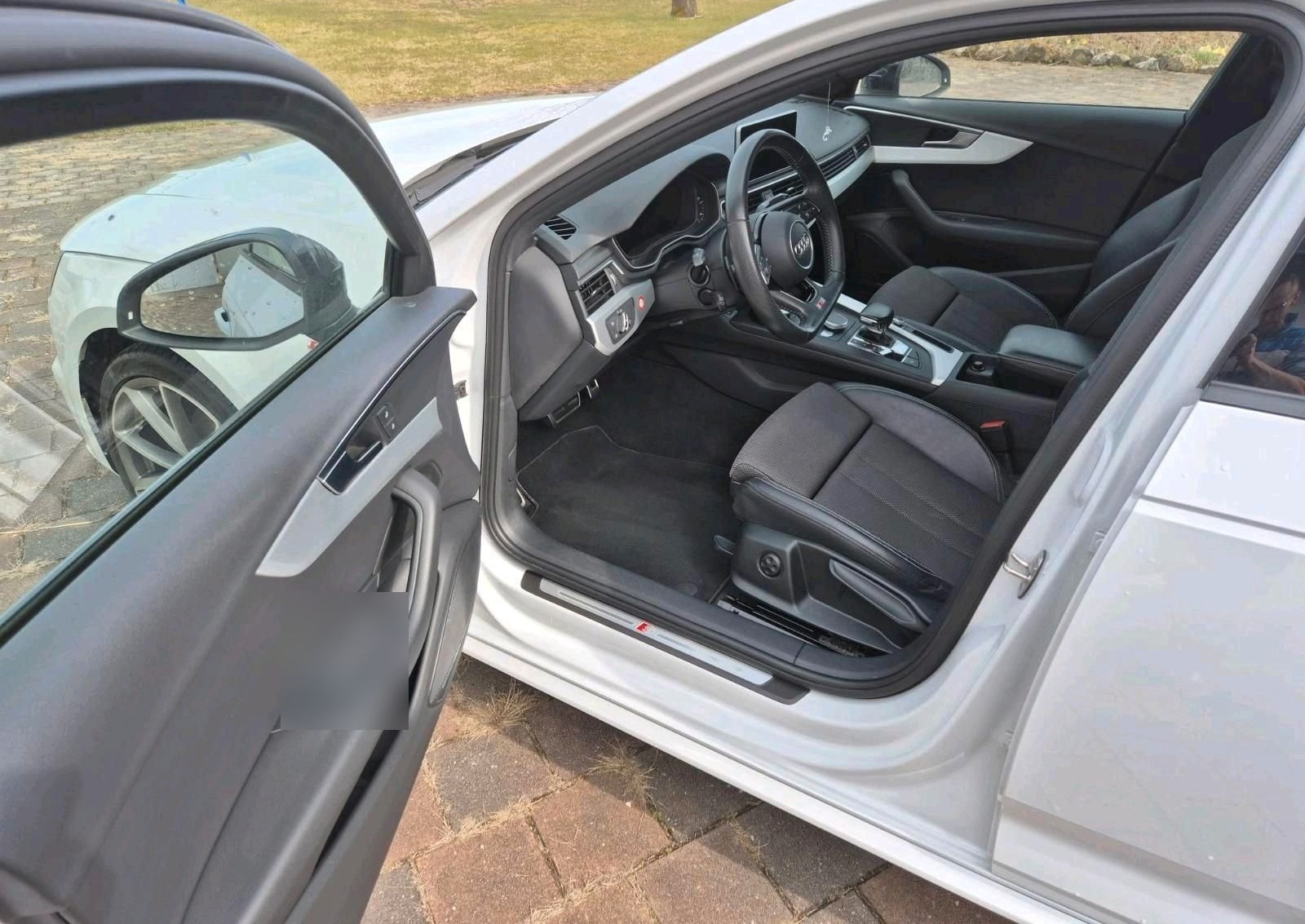 Audi A4 1.4 Liter TFSI S-Line AHK - B&O So... foto 6