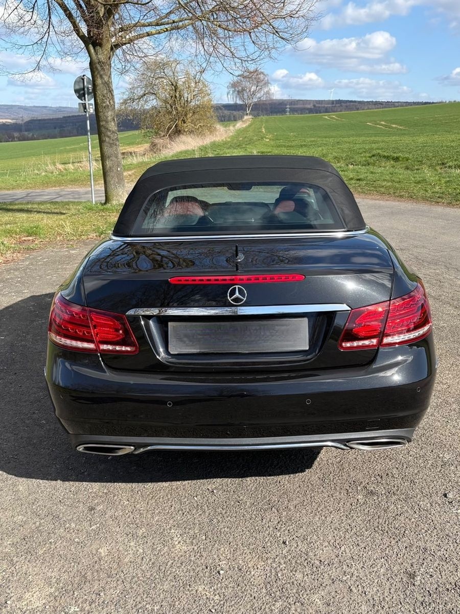 Mercedes-Benz E 250 Cabriolet 7G-Tronic foto 4