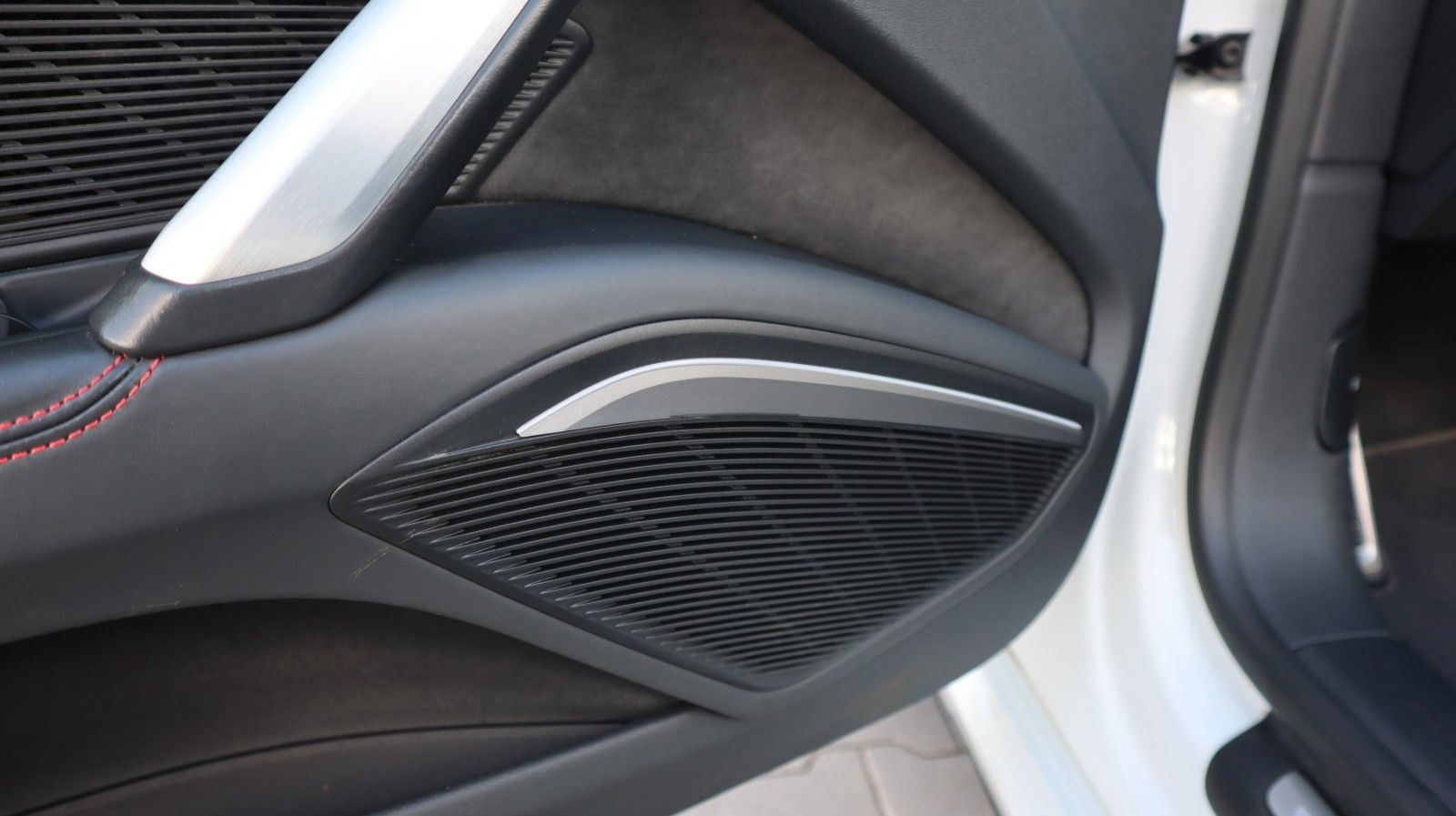 Audi TT Cabrio 40 S-Line Competition B&O Virtual LED foto 13