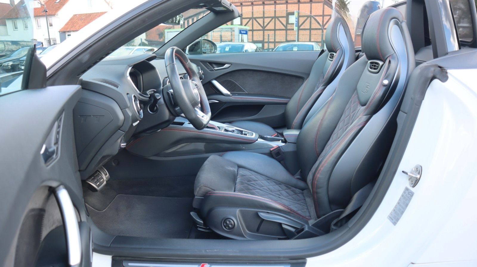 Audi TT Cabrio 40 S-Line Competition B&O Virtual LED foto 14