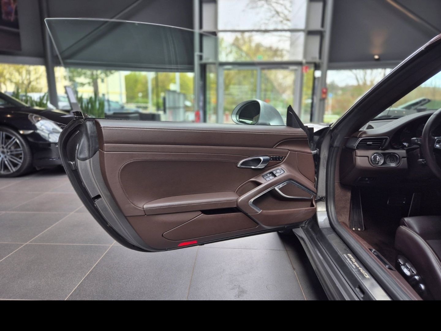 Porsche 991 -2 (911) Targa 4 GTS foto 4