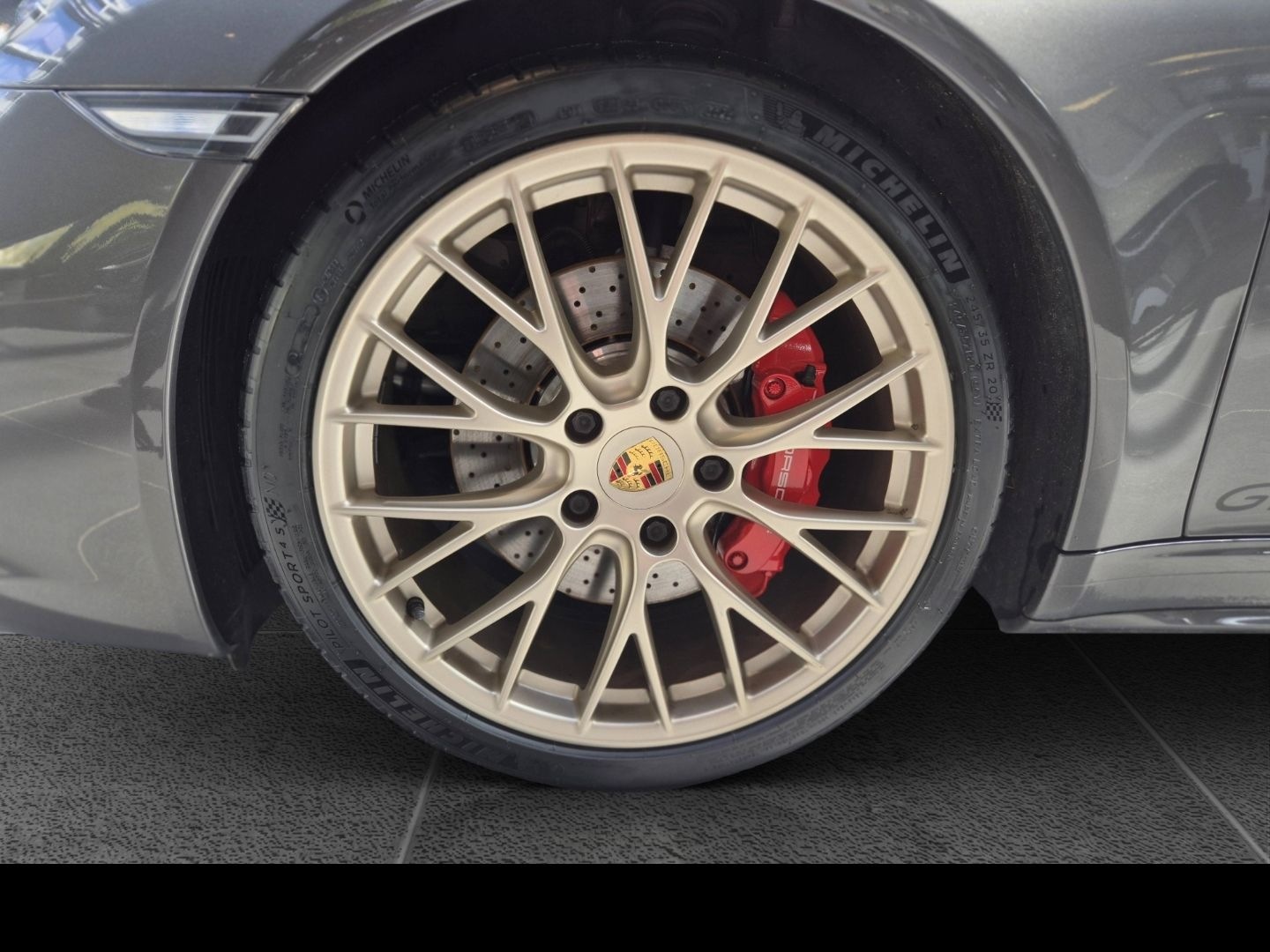 Porsche 991 -2 (911) Targa 4 GTS foto 10
