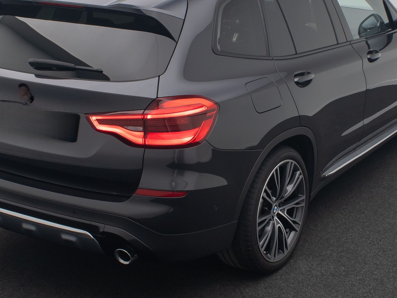 BMW X3 xD30i Luxury Line AHK Panorama HUD DAB 21Zoll foto 16