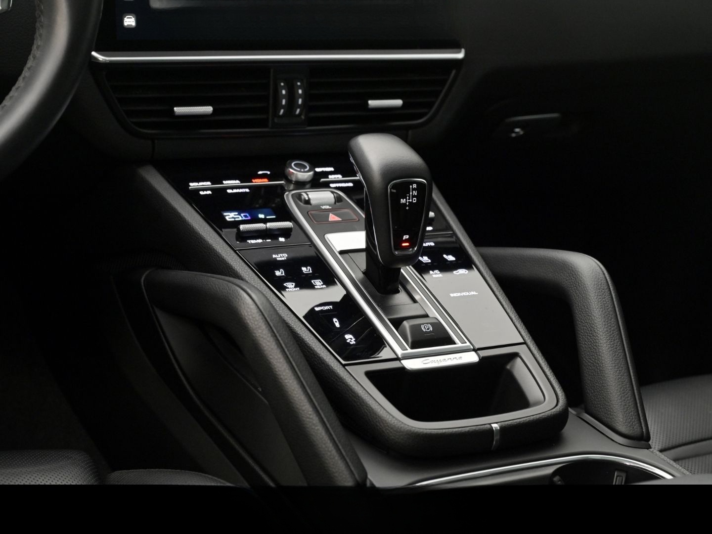 Porsche Cayenne Platinum Edition InnoDrive Soft-Close foto 21