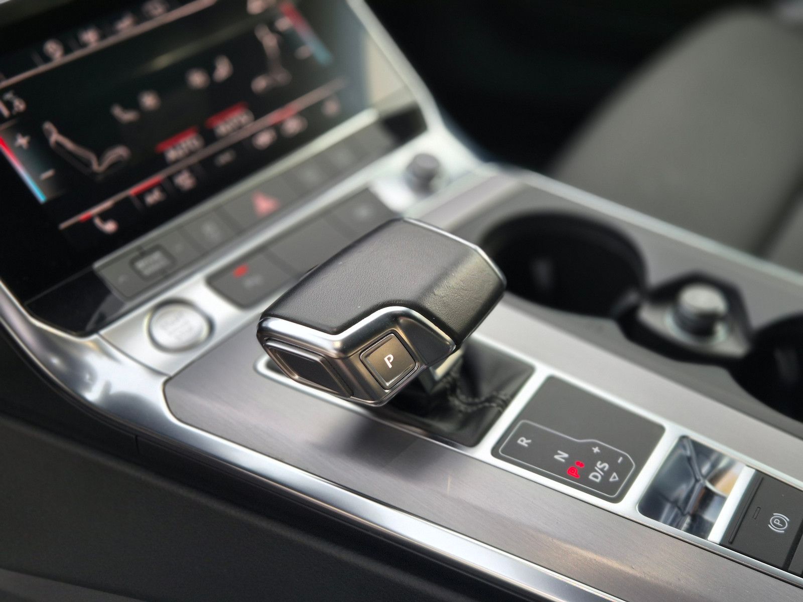 Audi A6 50 TDI quattr Avant/ 2 x S line/ Matrix / ACC foto 8