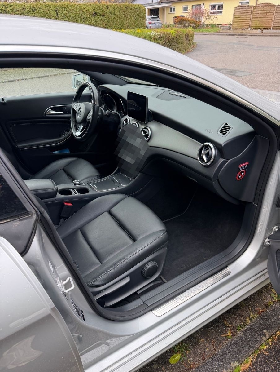 Mercedes-Benz CLA 220 d DCT Urban Urban foto 8