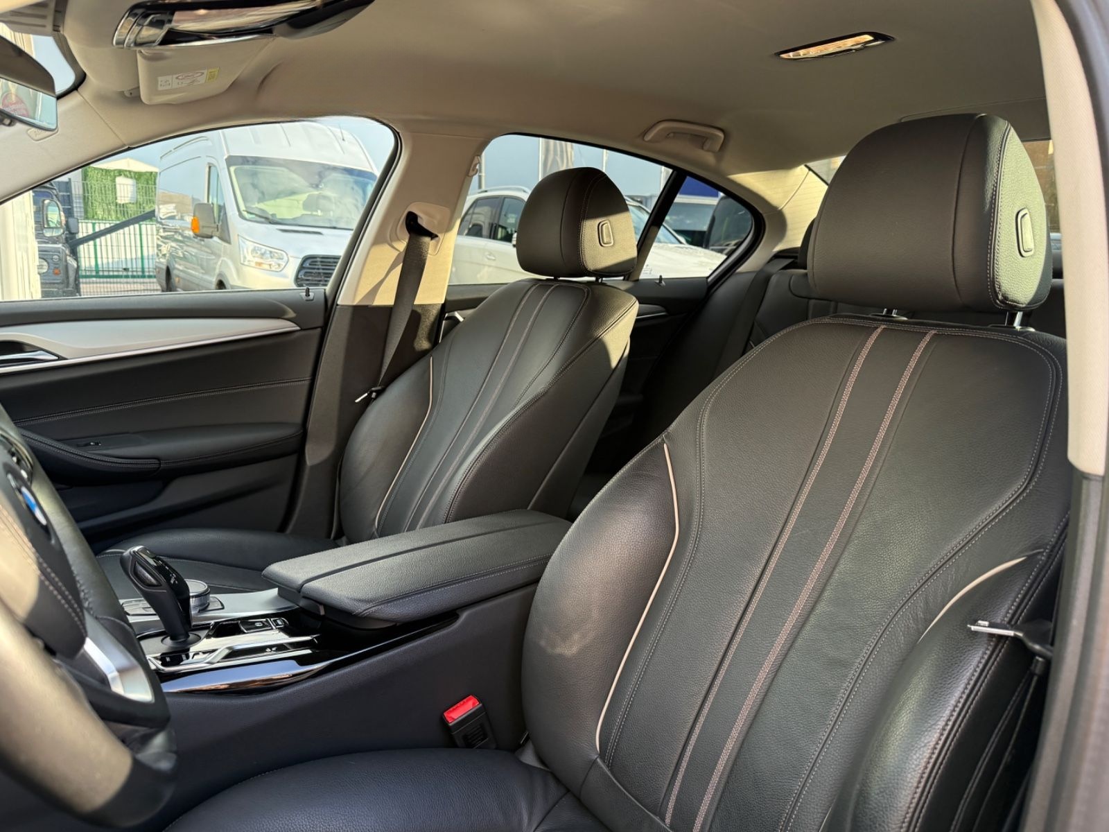 BMW 520d/Leder/Ambiente/LED/Kamera/Top Zustand foto 12