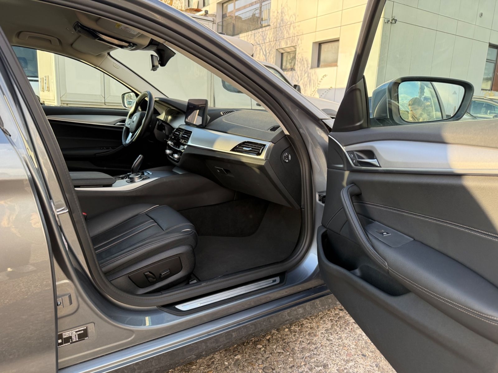 BMW 520d/Leder/Ambiente/LED/Kamera/Top Zustand foto 24