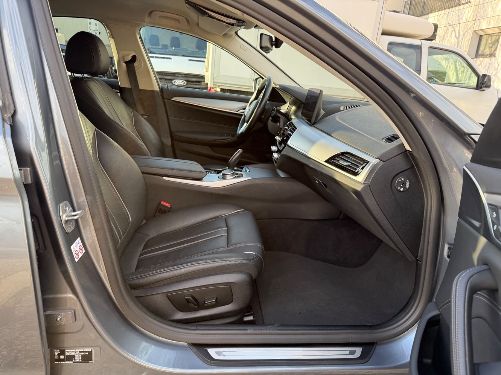 BMW 520d/Leder/Ambiente/LED/Kamera/Top Zustand foto 25