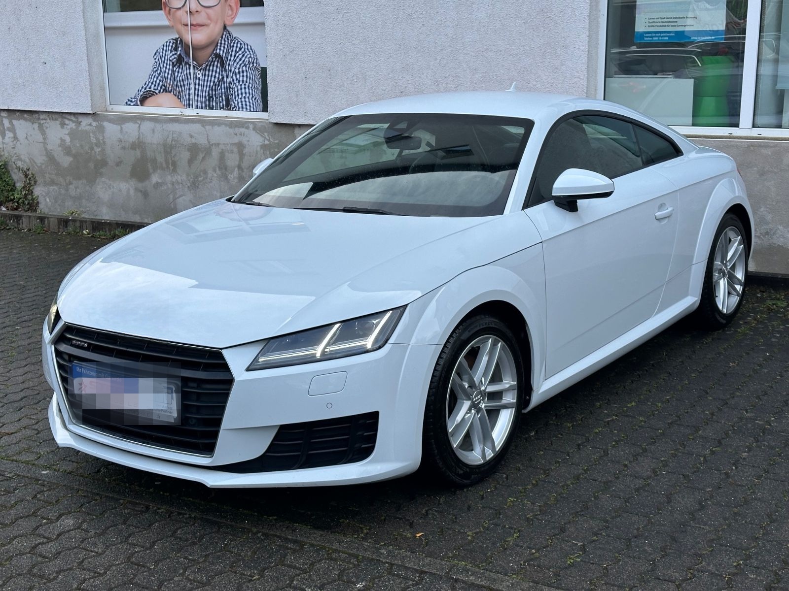 Audi TT Coupe 2.0 TFSI quattro foto 5