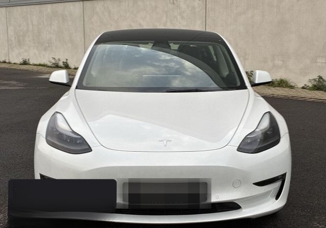 Tesla Model 3 Long Range AWD foto 2