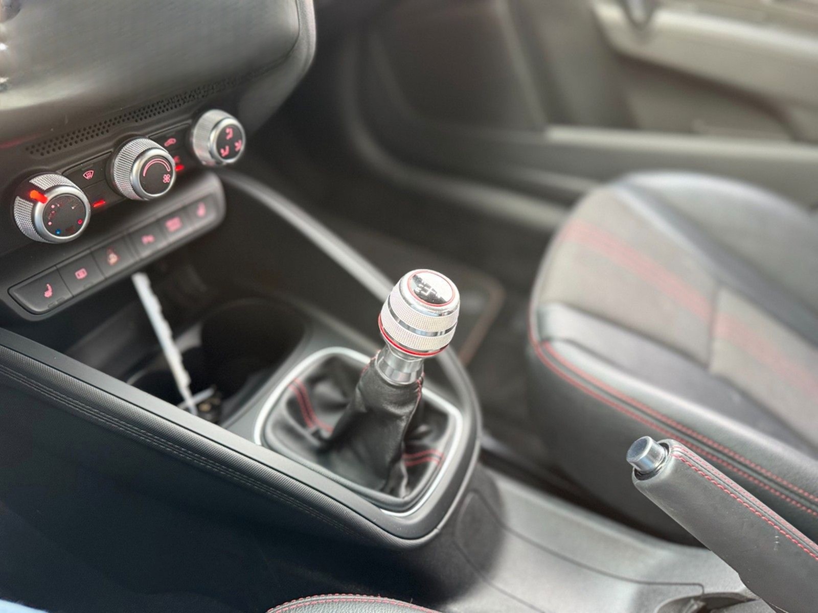 Audi S1 Sportback 2.0 TFSI quattro foto 33