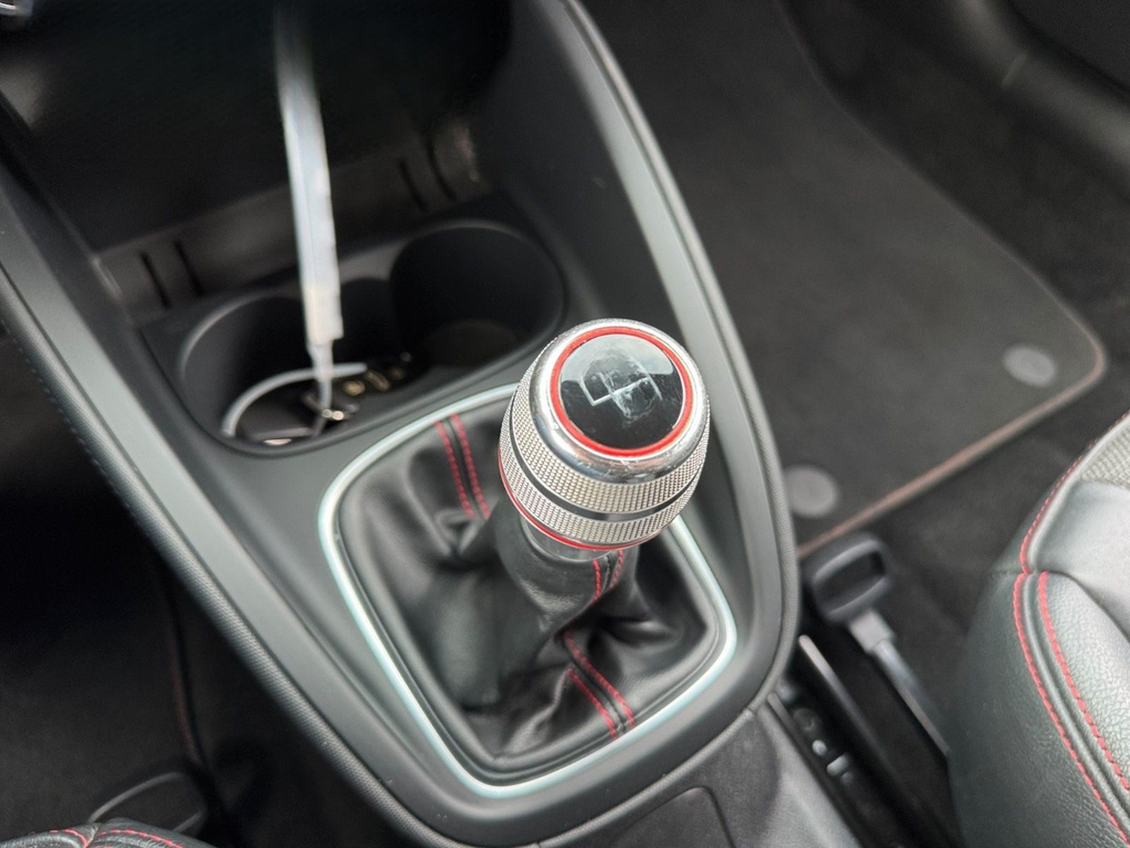 Audi S1 Sportback 2.0 TFSI quattro foto 35