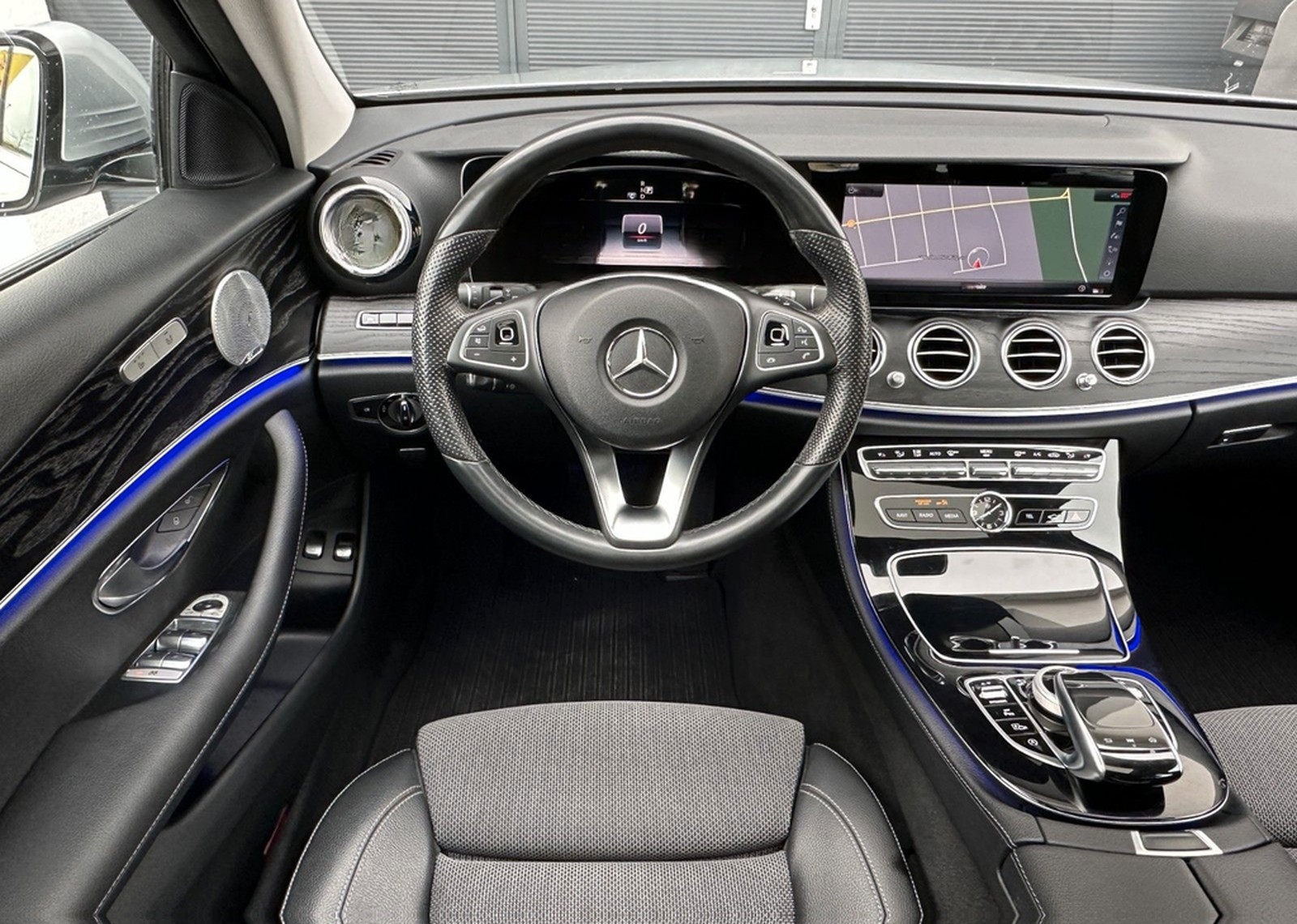 Mercedes-Benz E 250 9G*AVANTGARDE*NAVI*S-DACH*KAMERA*AHK*TOTW* foto 12