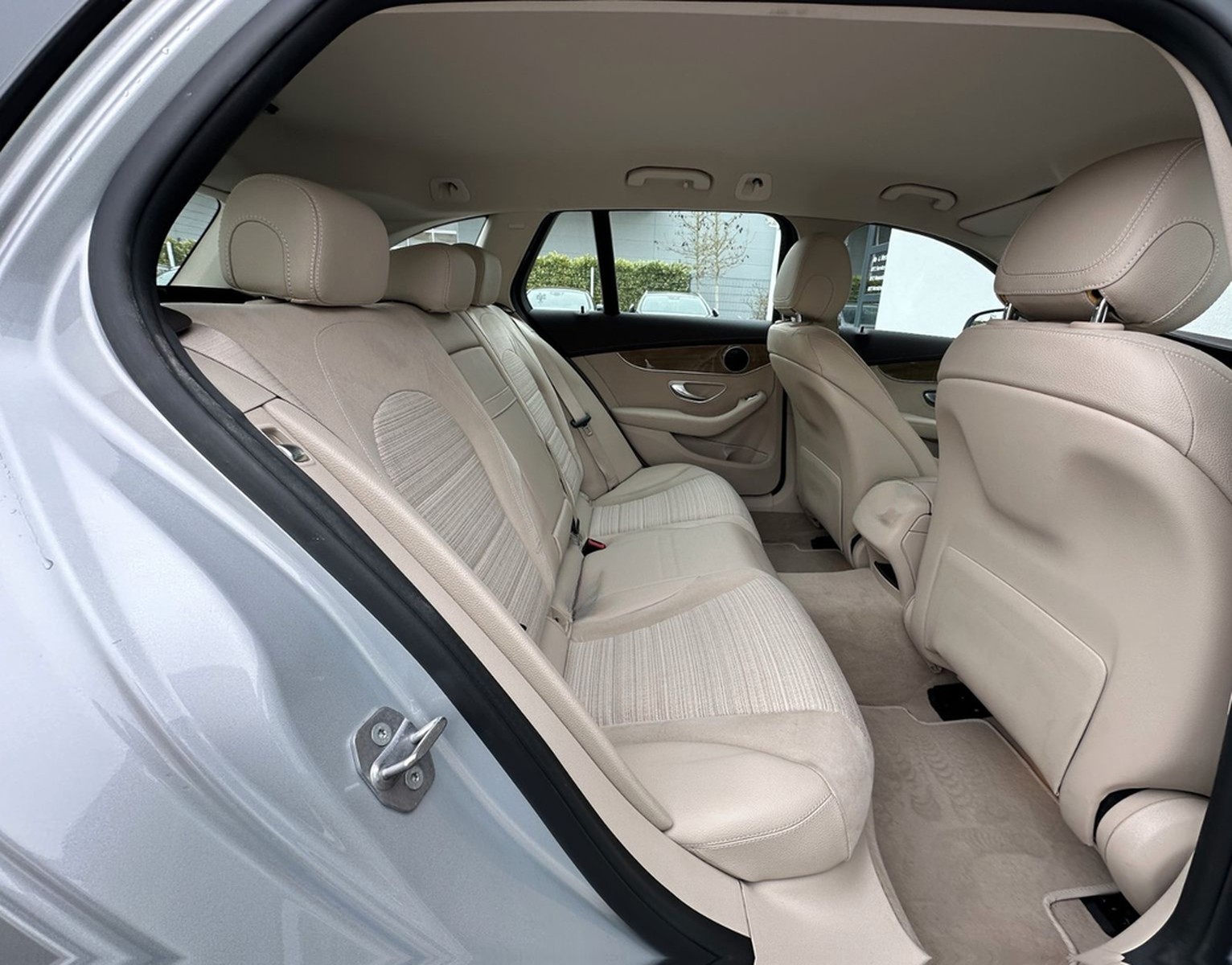 Mercedes-Benz C 300 T*7G*AMG-LINE*2H*NAVI*Distr+*KAMERA*AHK* foto 16