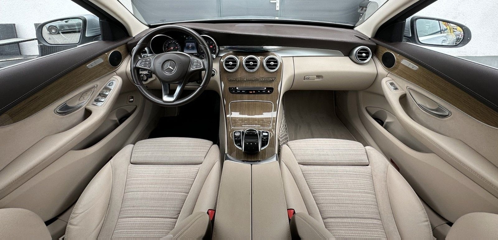 Mercedes-Benz C 300 T*7G*AMG-LINE*2H*NAVI*Distr+*KAMERA*AHK* foto 3