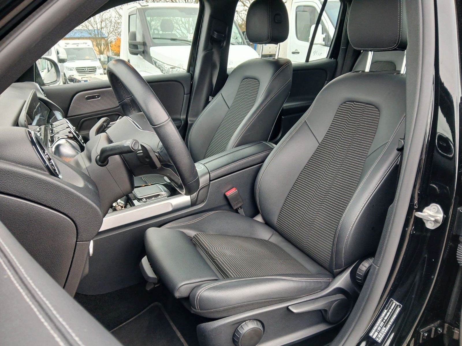 Mercedes-Benz GLB 220 GLB Scheckheftgepflegt 190PS. ACC foto 16
