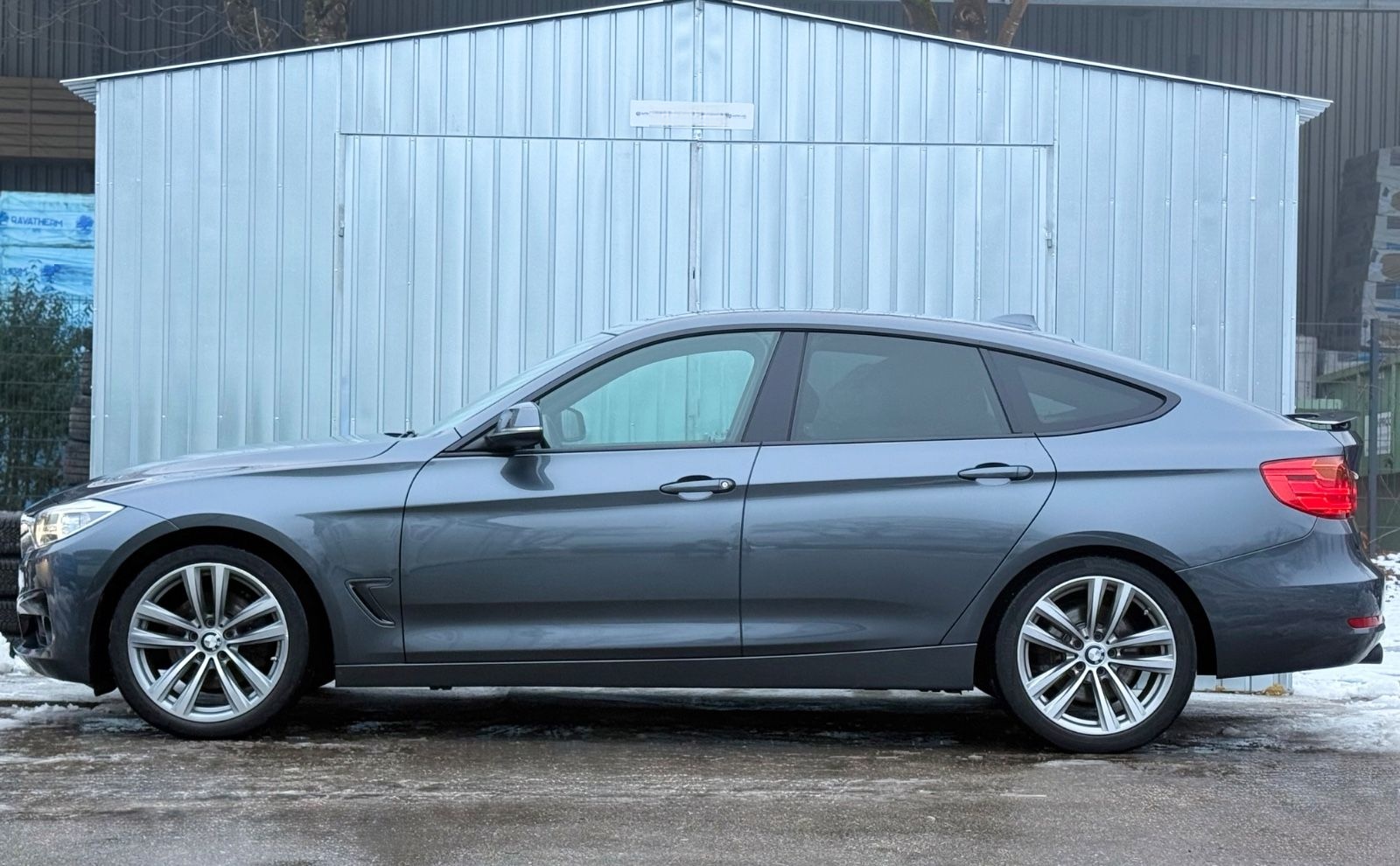 BMW 330d xDrive GT/PANO/HARMAN/H-UP/KAM/AHK/ACC/BI-X foto 6