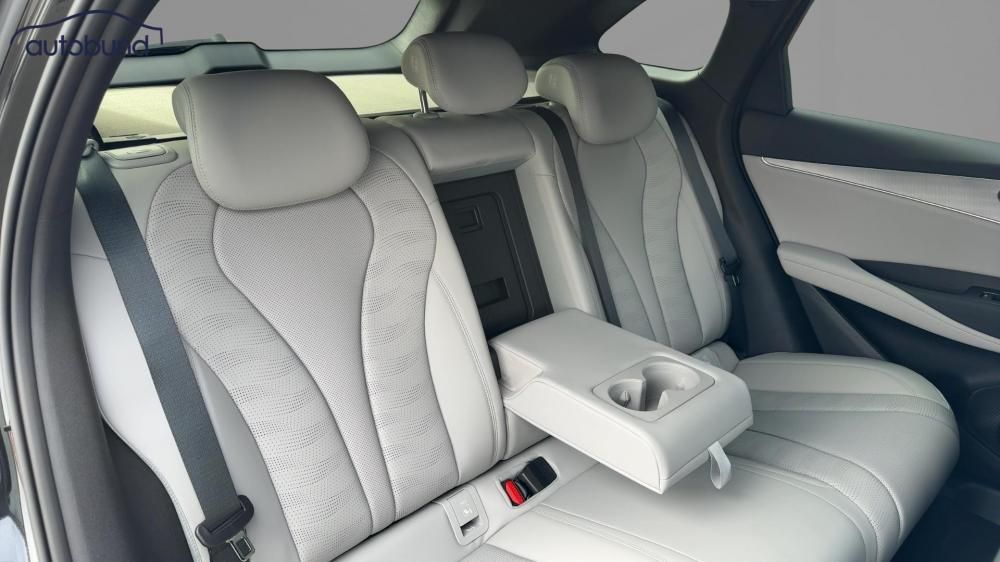 BYD SEAL DM-i PHEV Touring Comfort Alu KA LED Link  foto 9