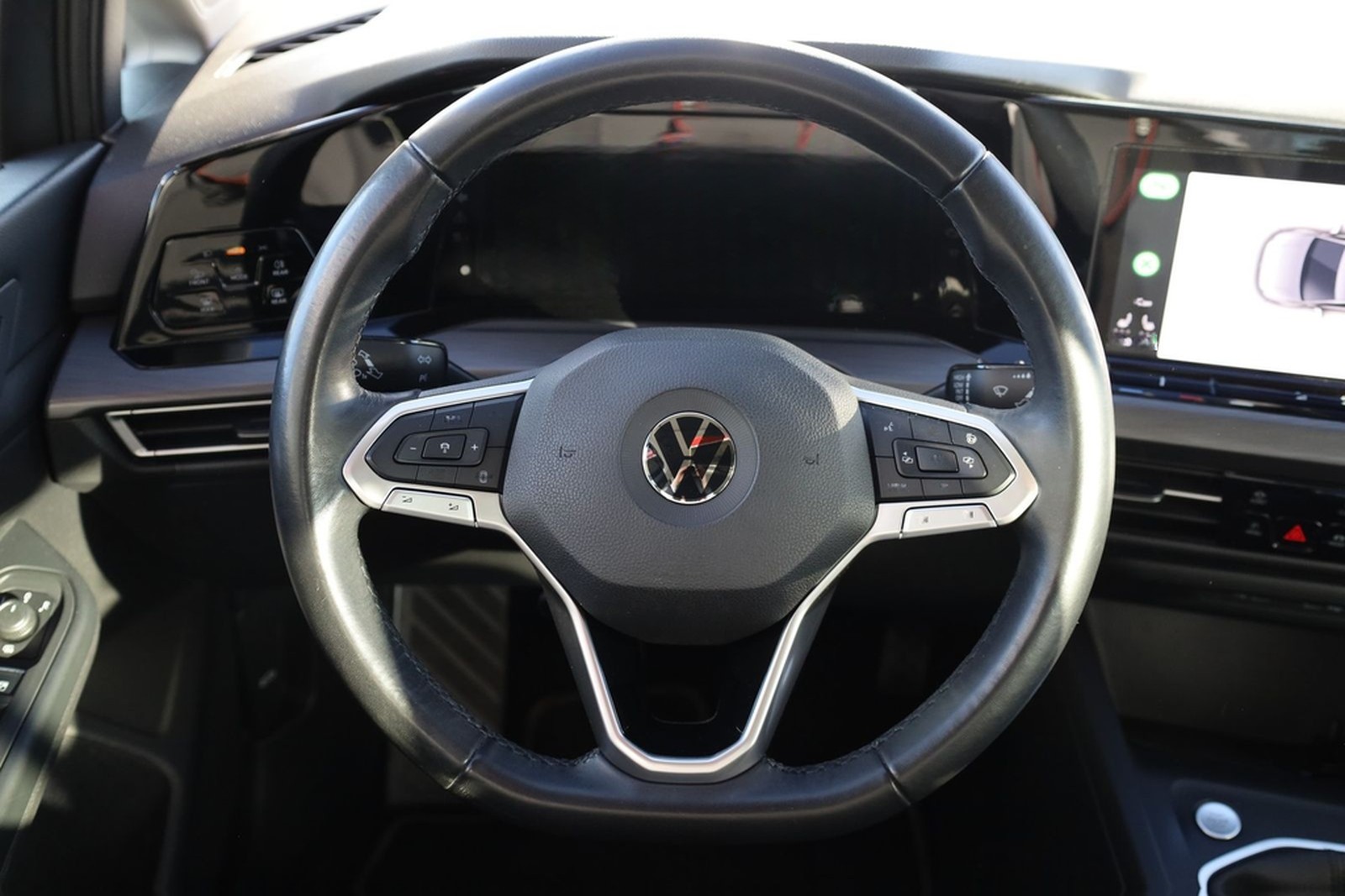 Volkswagen Golf VIII 1.5 TSI Style Matrix Navi Panorama ACC foto 21