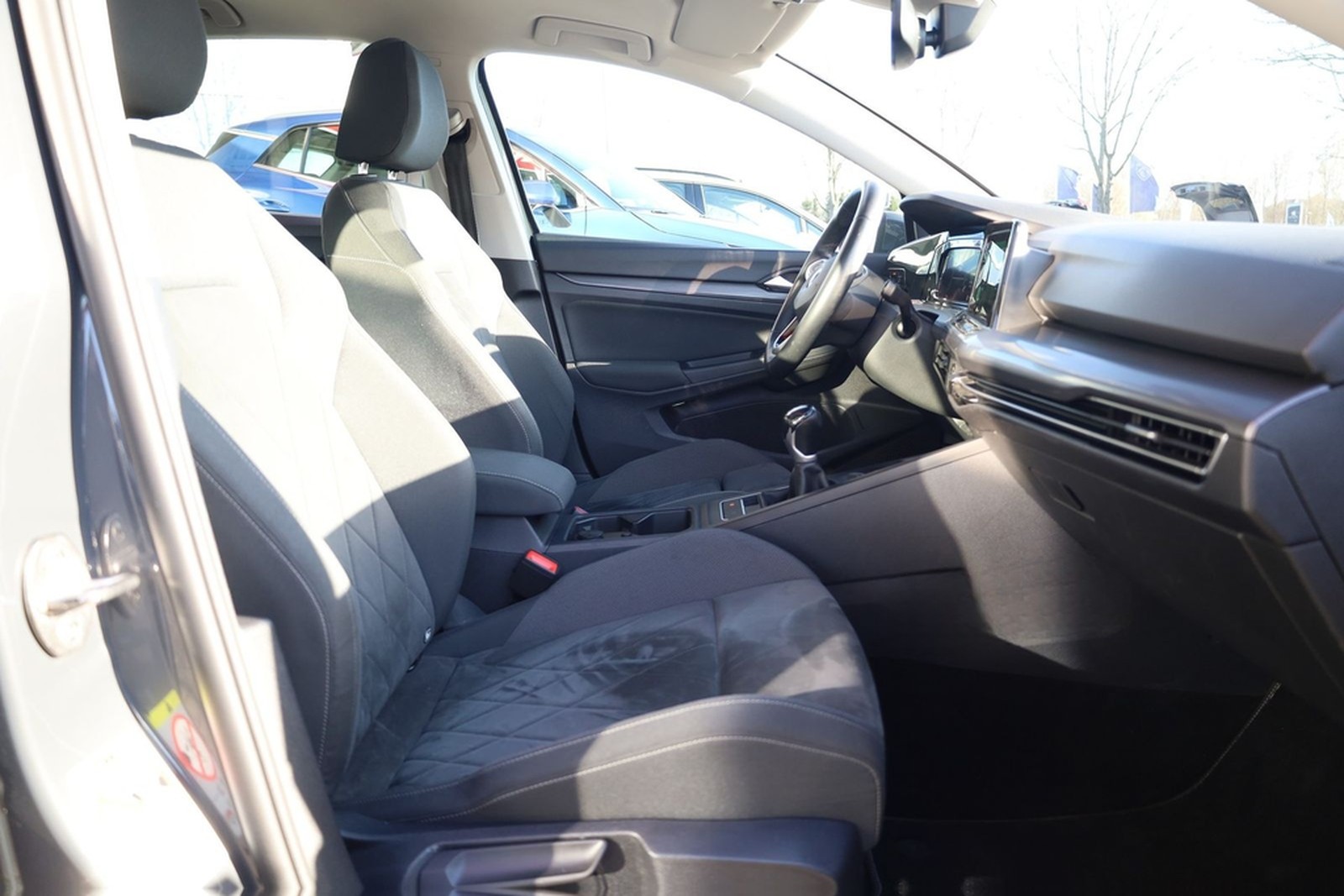 Volkswagen Golf VIII 1.5 TSI Style Matrix Navi Panorama ACC foto 32
